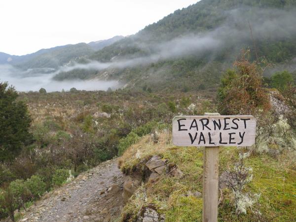 Earnest Valley Toward Stern Hut